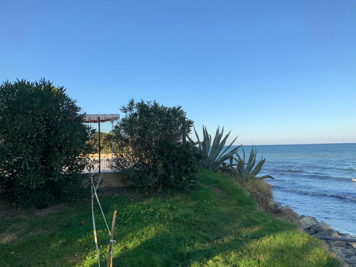 Studio Bord De Mer Santa-Lucia-di-Moriani Kültér fotó